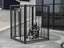 تعبیر خواب | تعبیر خواب دیدن قفس یا زندانی شدن در قفس