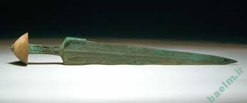 تعبیر خواب | تعبیر دیدن دشنه (خنجر) در خواب