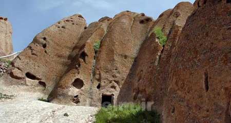 هتل صخره‌ای کندوان, روستای کندوان,