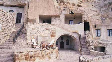 هتل صخره‌ای کندوان, روستای کندوان,