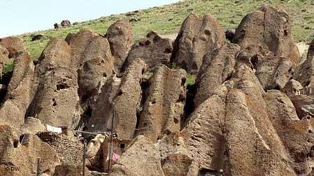 هتل صخره‌ای کندوان, روستای کندوان,