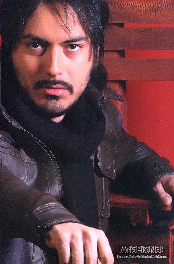 دنیای بازیگران | عکسهای زیبا و بیوگرافی نیما شاهرخ شاهی