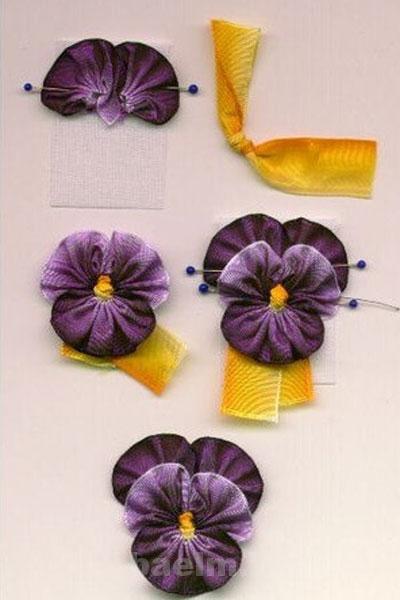 آموزش روبان دوزی,دوخت گل های روبانی آموزش روبان دوزی,دوخت گل های روبانی