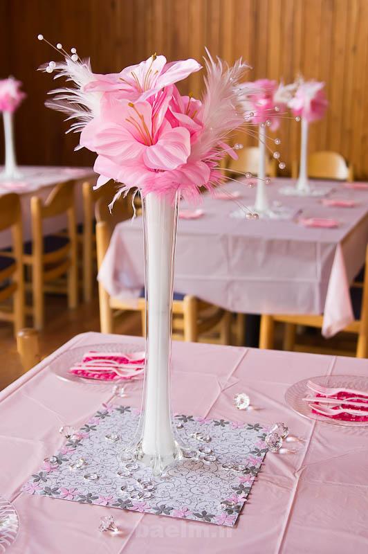 engagement party decorations 11 Engagement Party Decorations