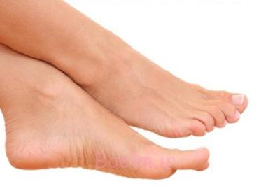 نشانه های بیماری در پاها پاها,نشانه های بیماری, علت بی حسی در پاها