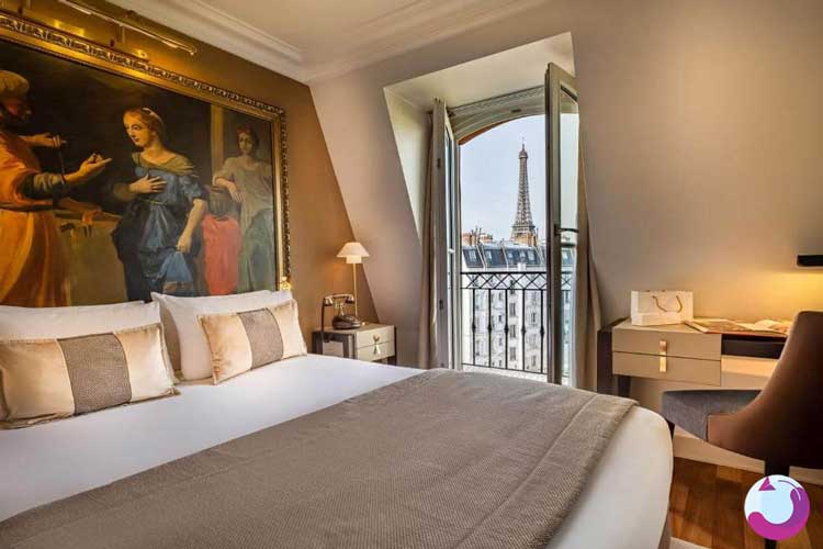 هتل بالزاک

این هتل 5 ستاره پاریسی در نزدیکی بسیاری از جاذبه‌های گردشگری پاریس قرار گرفته است