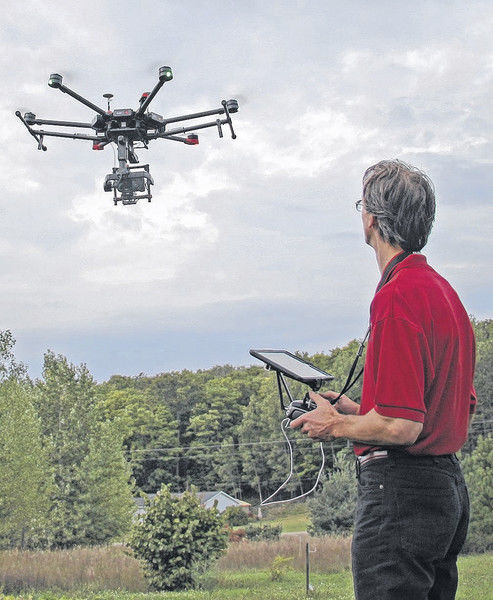 نحوه تهیه نقشه یو تی ام نقشه برداری با پهباد