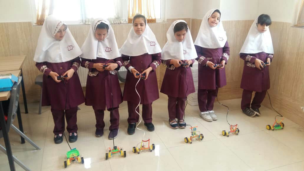 پیش دبستان و دبستان دخترانه صدرانوین تجهیزات مدرن و معماری تخصصی برای مدرسه ابتدایی