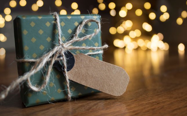 چگونه با استفاده از هدایای نوروزی، مشتریان خود را وفادار نگه داریم؟ 4 دلیل برای وفادار ساختن مشتریان با هدایای نوروزی