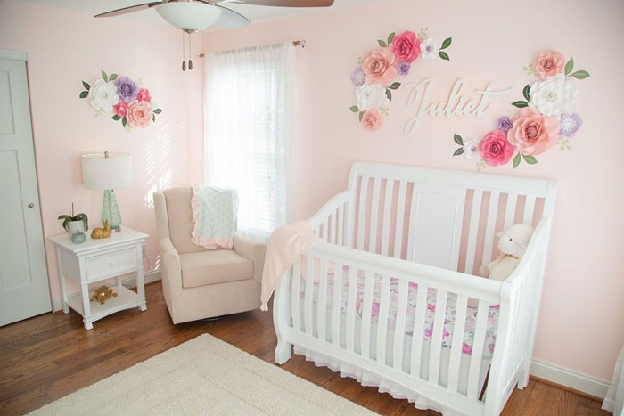 جدیدترین ایده های چیدمان سیسمونی با الهام از طراوت بهار بهتر است چه سرویس خوابی برای نوزادم بخرم؟